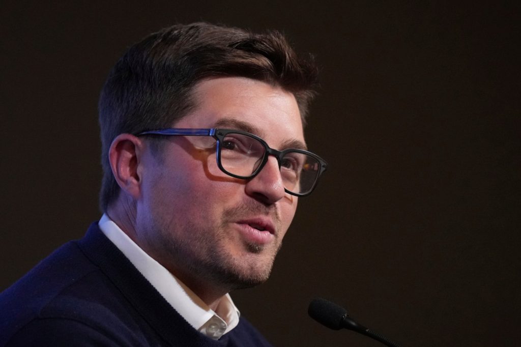 Pittsburgh’s Dubas could be forced into uneasy decision. Here’s how the Sharks might benefit