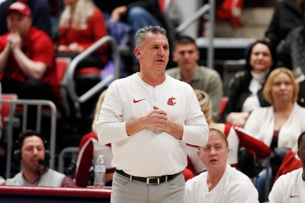 Washington State’s Kyle Smith will be Stanford’s new men’s hoops coach