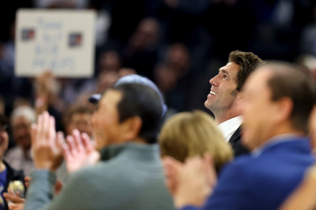 In emotional return, Bob Myers reminds Warriors of his lasting impact