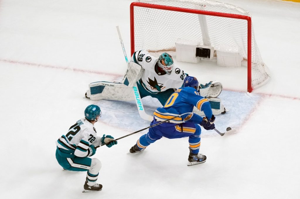 Sharks snap losing streak as St. Louis Blues fans boo home team’s effort