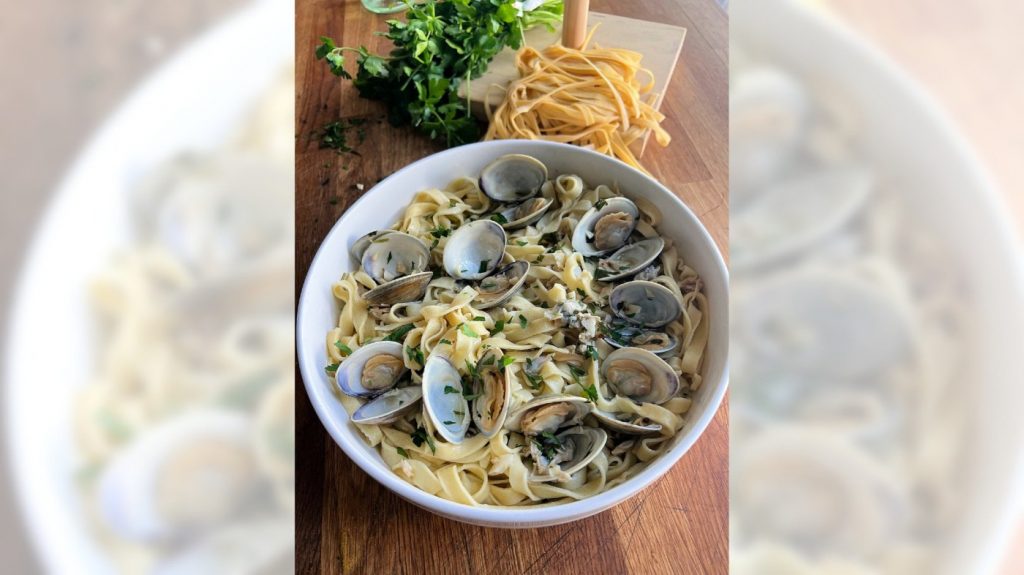 Gretchen’s table: Linguine with clam sauce is a sweet and garlicky dish