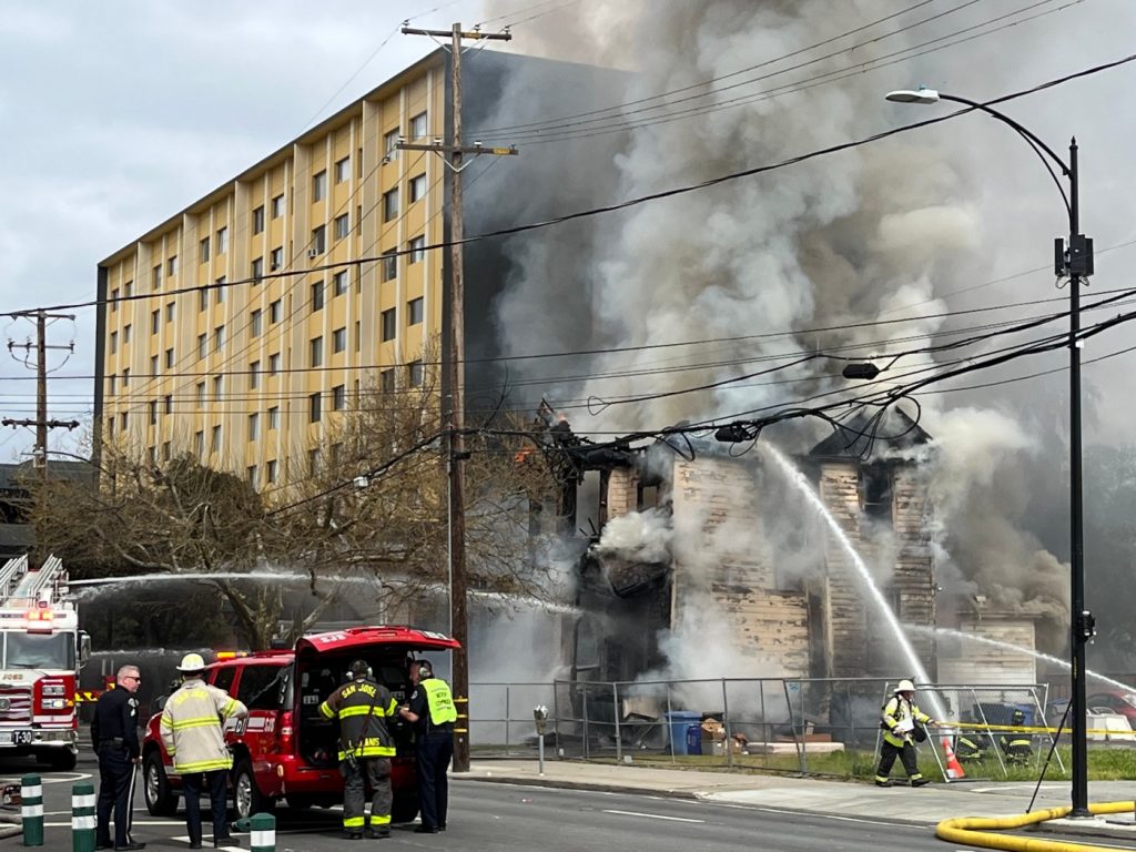 Victorian home burns in downtown San Jose 2-alarm fire