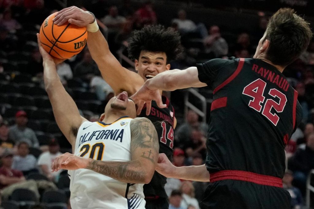 Raynaud has double-double, Stanford rallies from 18 down to beat Cal 87-76 in OT