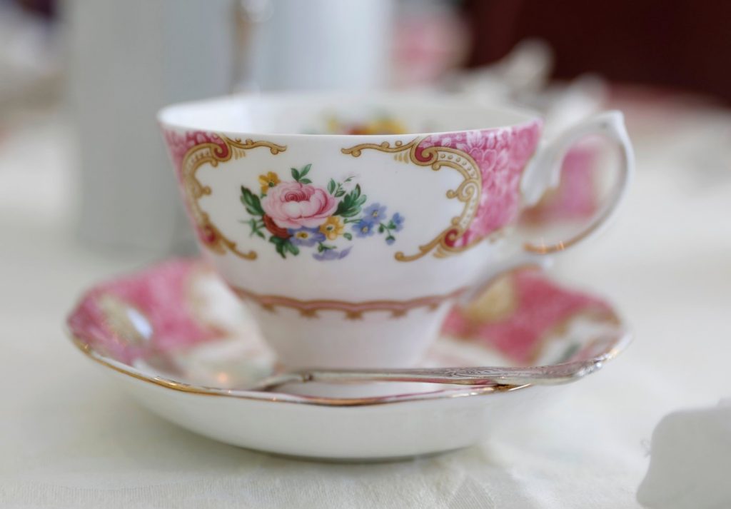 Spill the tea: Gossip could have benefits, new Stanford study says