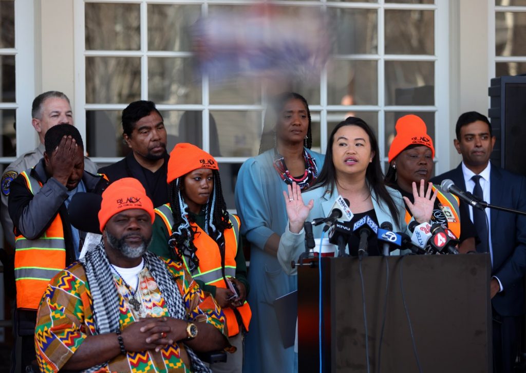 Oakland mayor touts public safety successes as stats tell a somewhat encouraging story