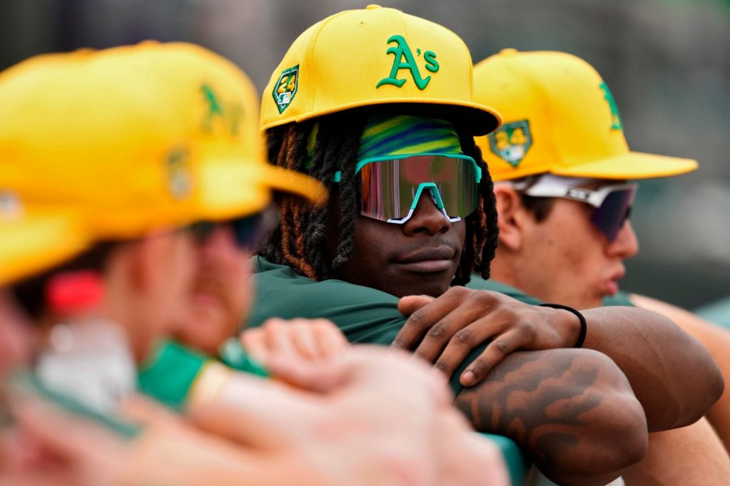 A’s Butler keeps hitting but Oakland’s spring winning streak ends at 3