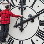 Oregon passes bill to end Daylight Saving Time if California, Washington follow