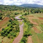 Kenyans in dry areas build sand dams to counter dry season