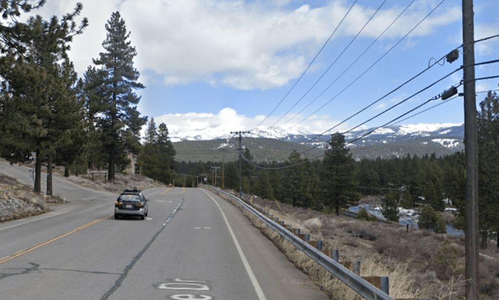 2 killed when plane crashes near Truckee airport