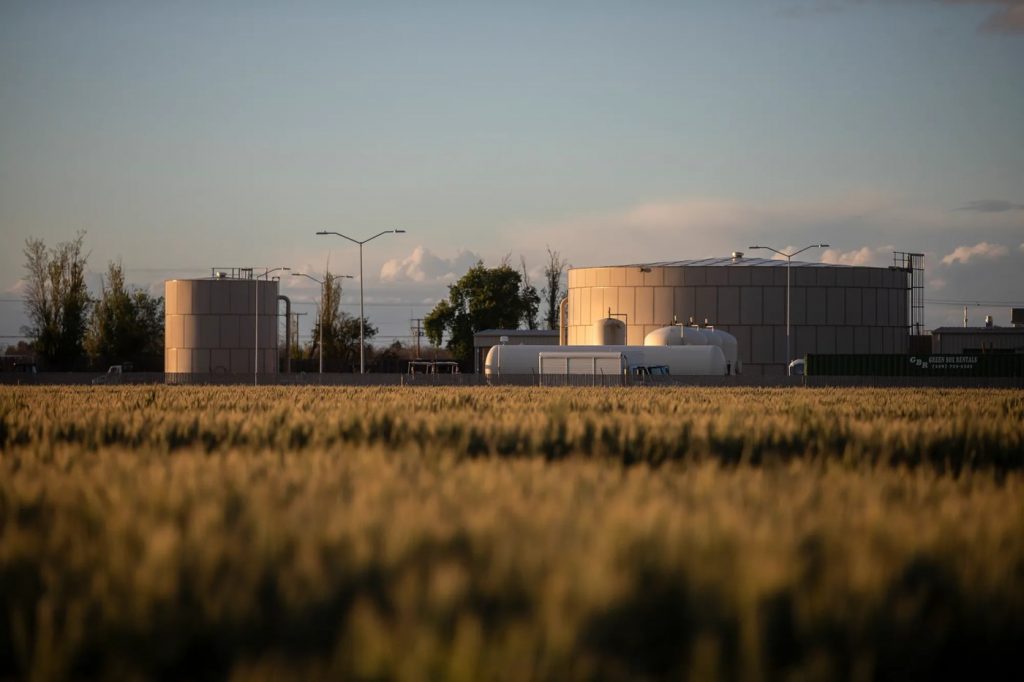 Farmers depleted groundwater in this San Joaquin Valley county. Now a state crackdown could rein them in