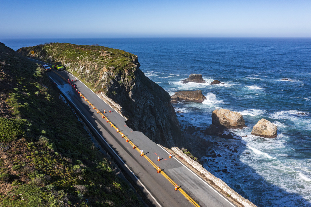 Highway 1 road fix could save Big Sur summer travel season