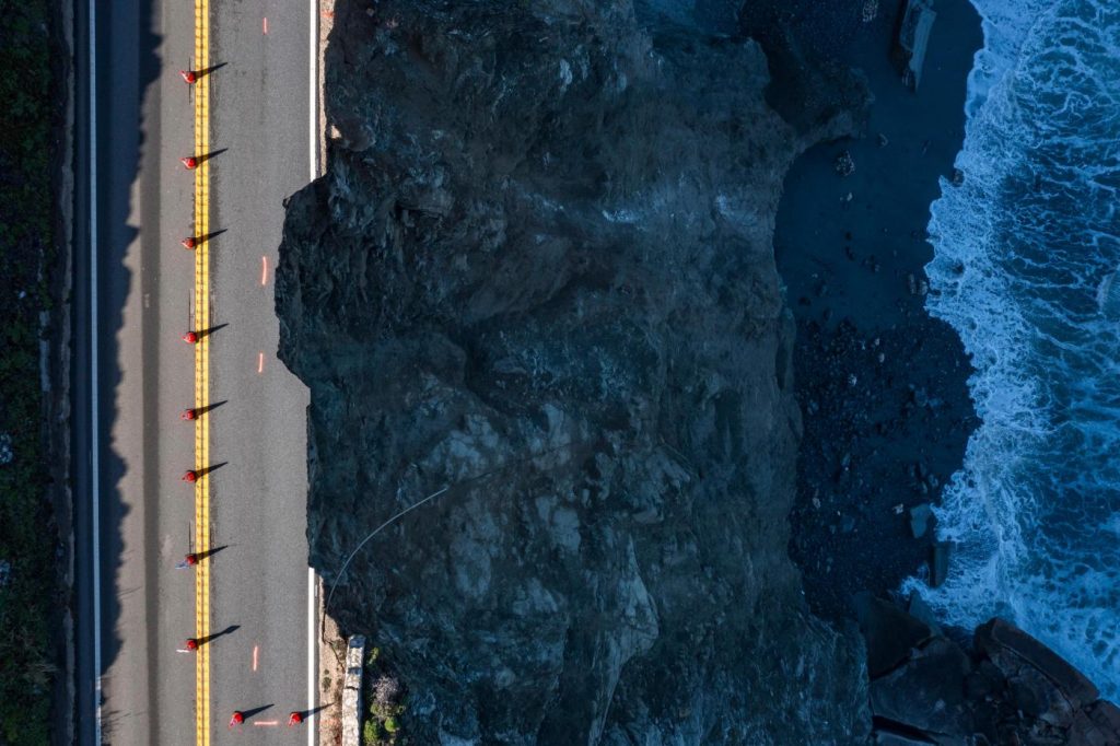 Motorists creep along 1 lane after part of iconic Highway 1 collapses