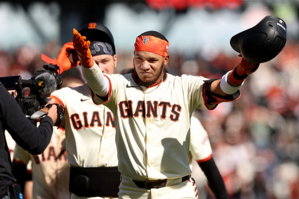 SF Giants players relish giving Bob Melvin a memorable home opener