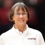 Kurtenbach: Legendary Stanford coach Tara VanDerveer raised the game, leaves on top