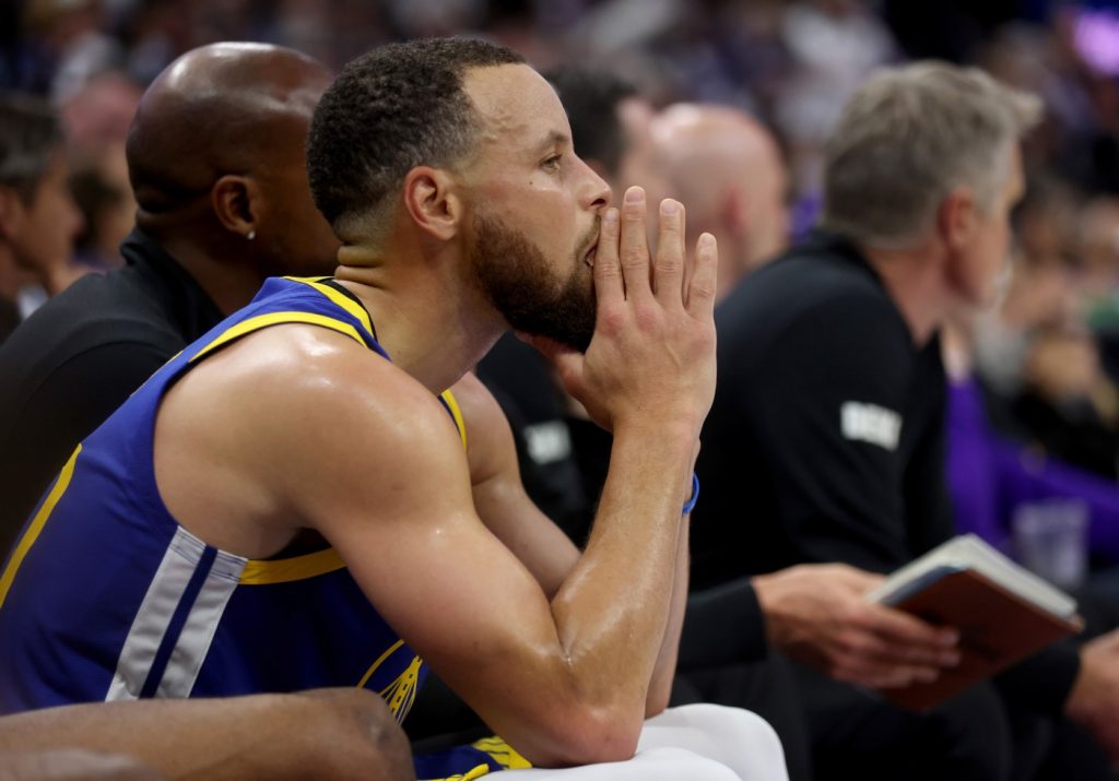 Kurtenbach: The Warriors’ dynasty is over. It ended in embarrassment