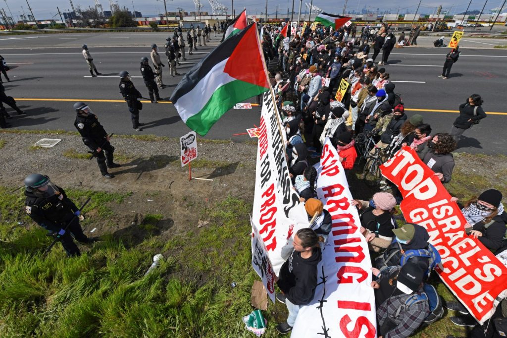 Protests that snarled Golden Gate Bridge, I-880 spur question about penalties