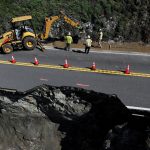 Highway 1 closure: Public can convoy in and out of Big Sur starting Monday