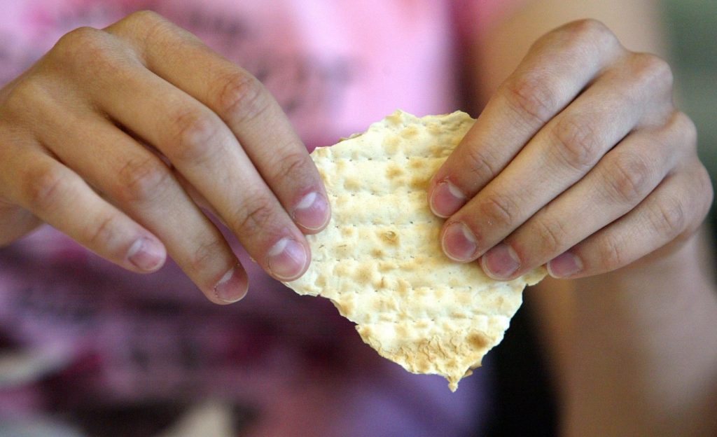 California schools may be required to provide kosher and halal meals