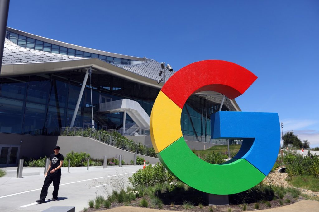 Editorial: Google’s threat to cut off news in California is a bully tactic