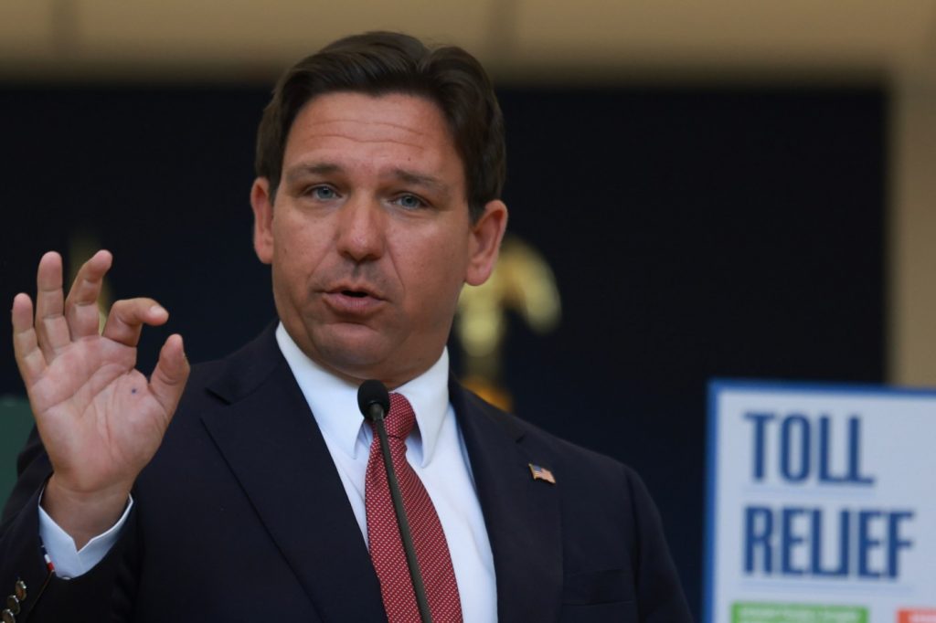 DeSantis tells donors he will fundraise for Trump