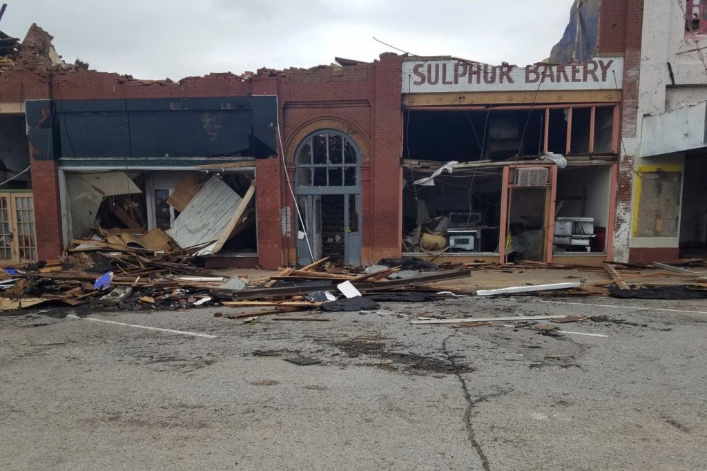 Tornado-battered towns in Oklahoma clean up after deadly storms