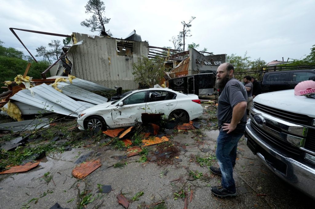 Storms batter the South, leaving one dead in Mississippi