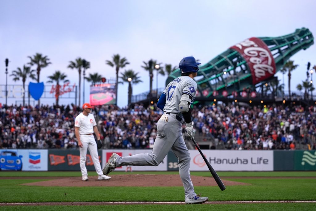 Overmatched, undermanned SF Giants lose 5th in a row to mighty Dodgers