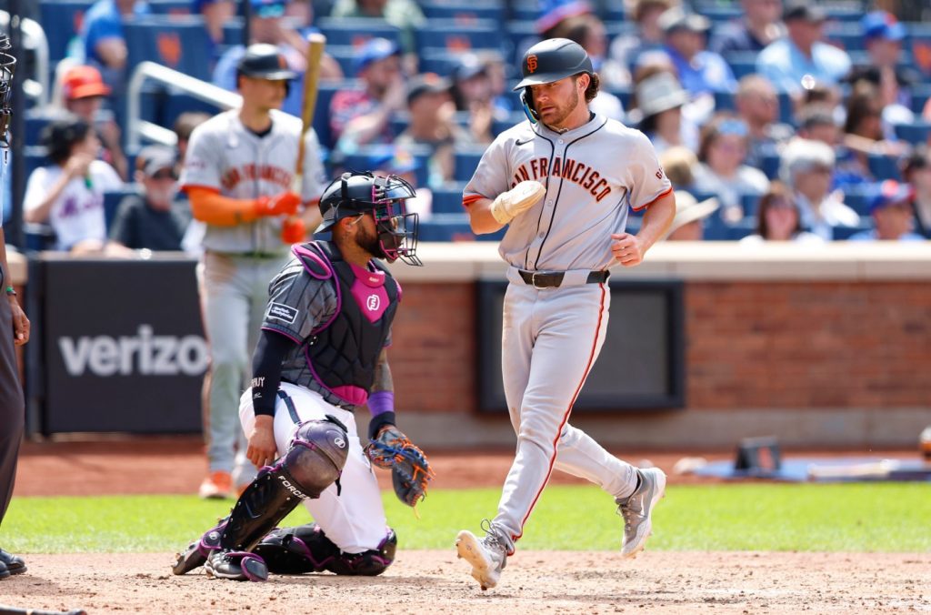 No-hit for 5 innings, SF Giants still find a way to beat Mets