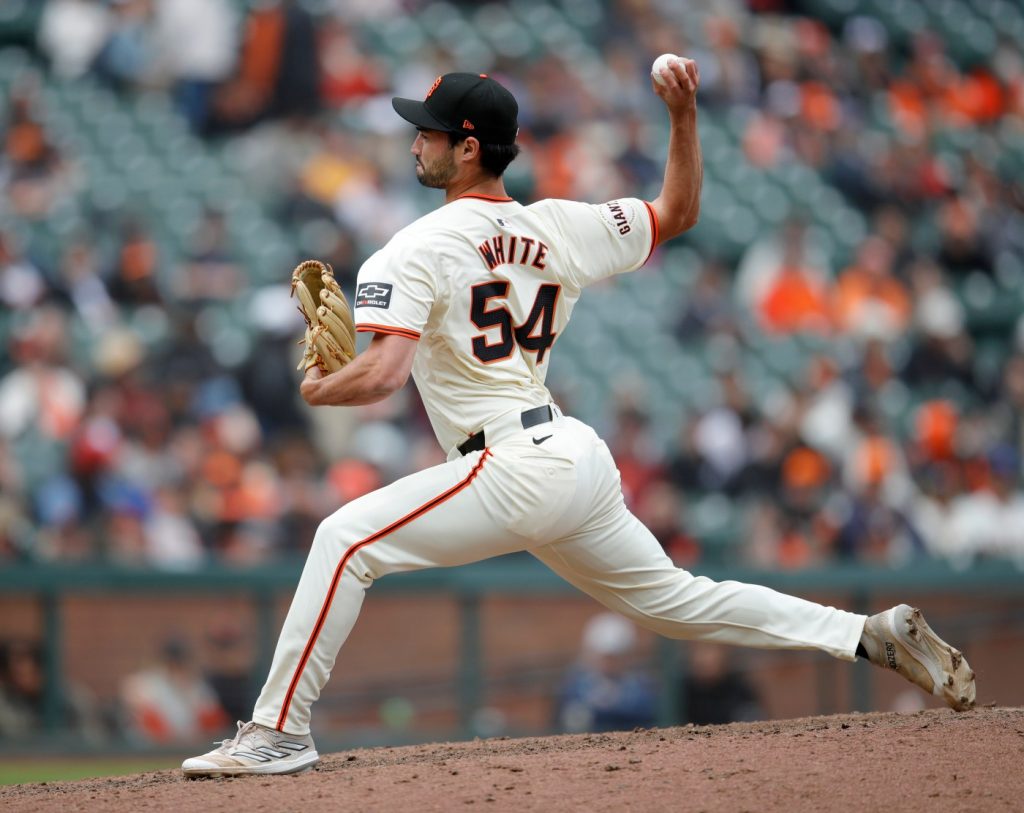 SF Giants trade away two pitchers with strong Bay Area ties in separate deals