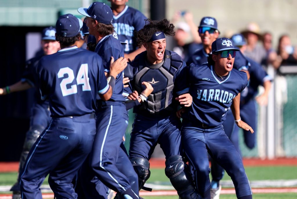 Valley Christian baseball team holds off Serra, celebrates WCAL tournament championship