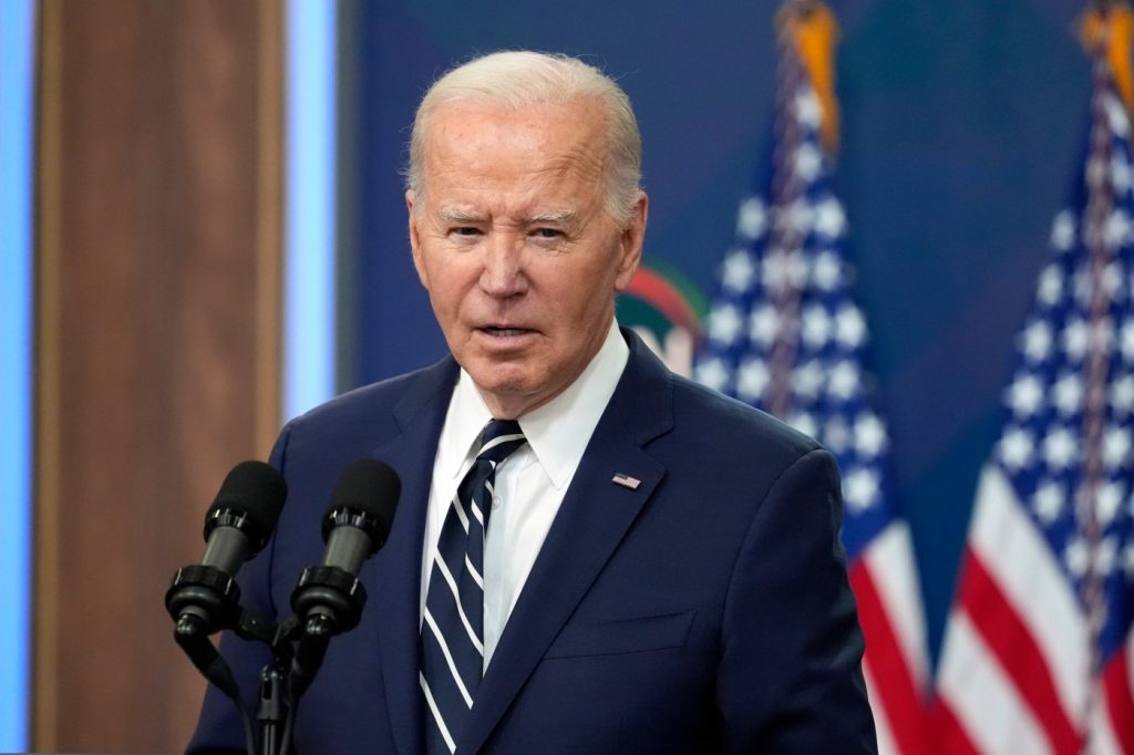 Report: Biden finalizing US-Mexico border migrant limit reforms