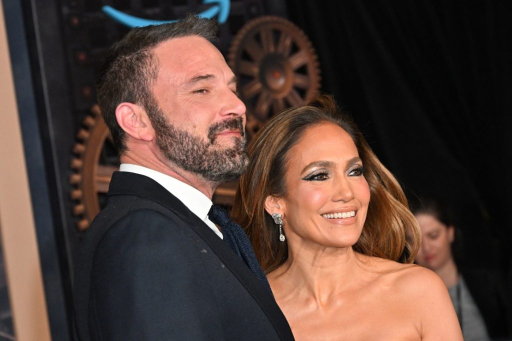 Ben Affleck, Jennifer Lopez might not be able to save their marriage: friends