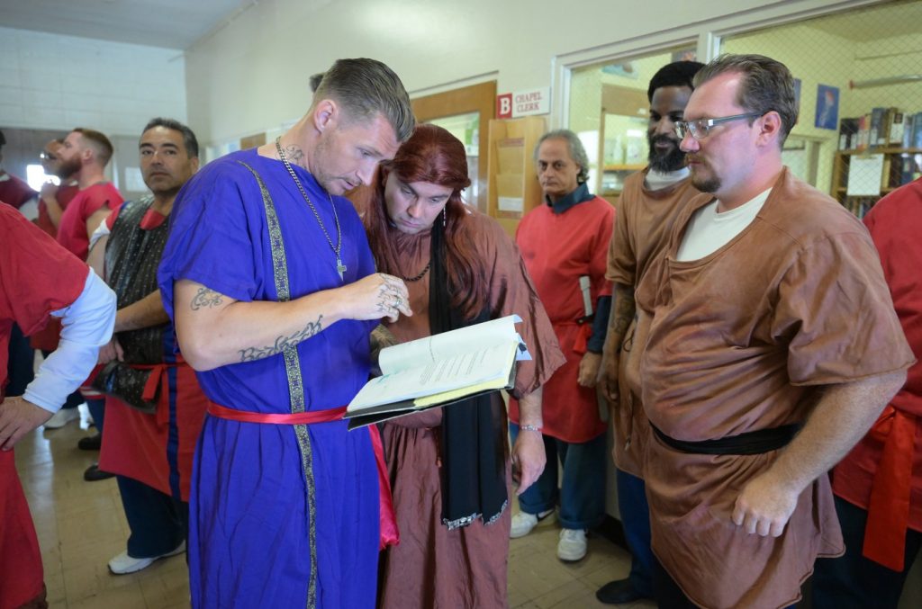 San Quentin inmate actors lean into notorious Shakespeare play