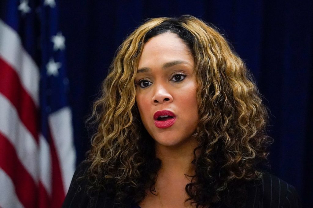 Ex-Baltimore prosecutor Mosby avoids prison time