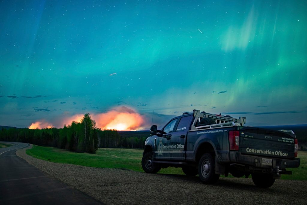 As Canadian wildfires rage, western town prepares for ‘last stand’