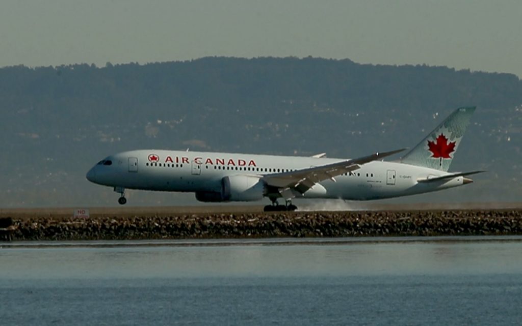 Editorial: About 1,000 passengers could have died at SFO. Finally, Congress has acted