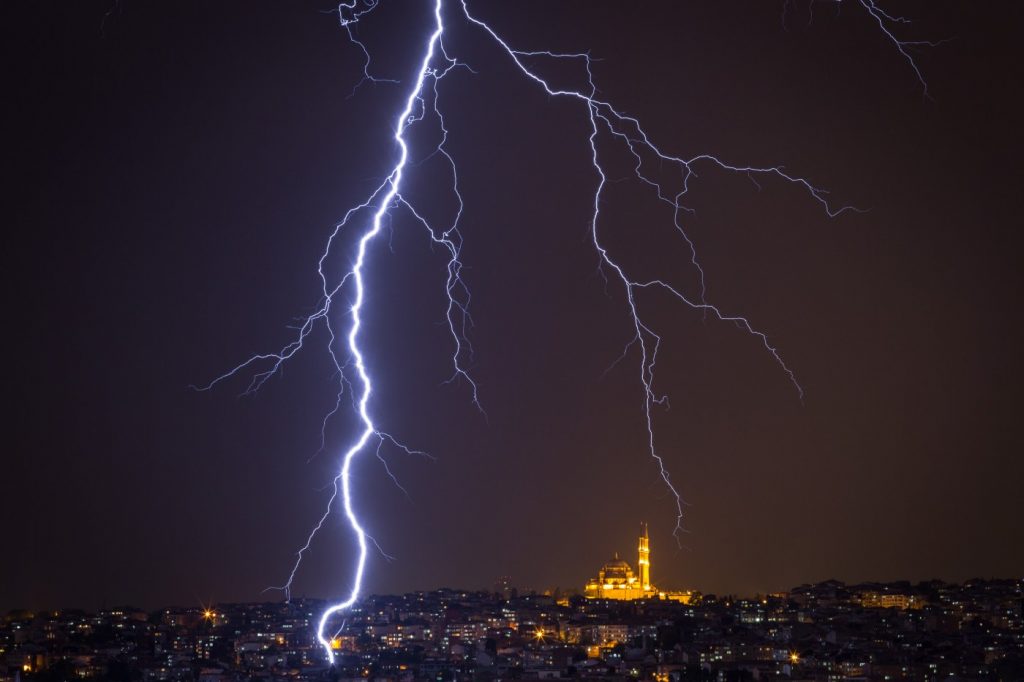 More lightning expected throughout Bay Area, though weather forecasters said it won’t be as frequent