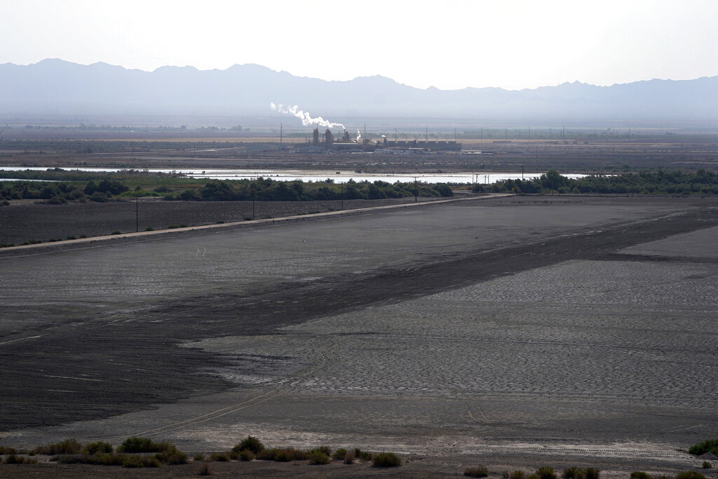 Opinion: How California can rewrite extraction business model and boost Salton Sea communities