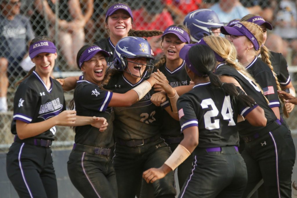 Storybook ending: Amador Valley caps stunning NorCal D-I softball run with extra-inning championship victory