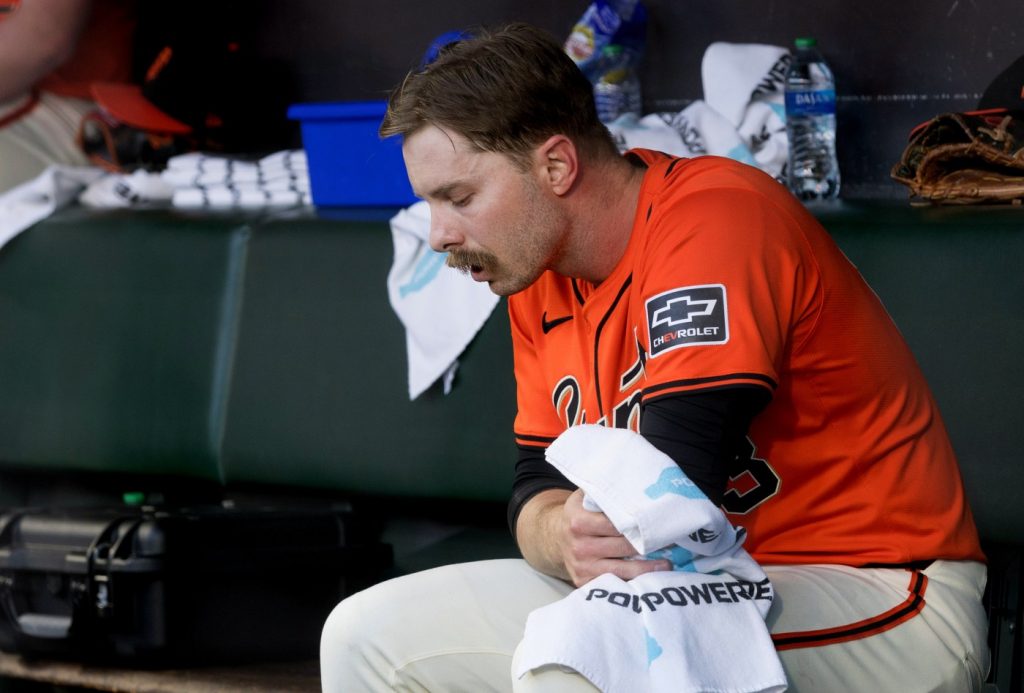 Roster decisions loom as injured SF Giants begin rehab assignments