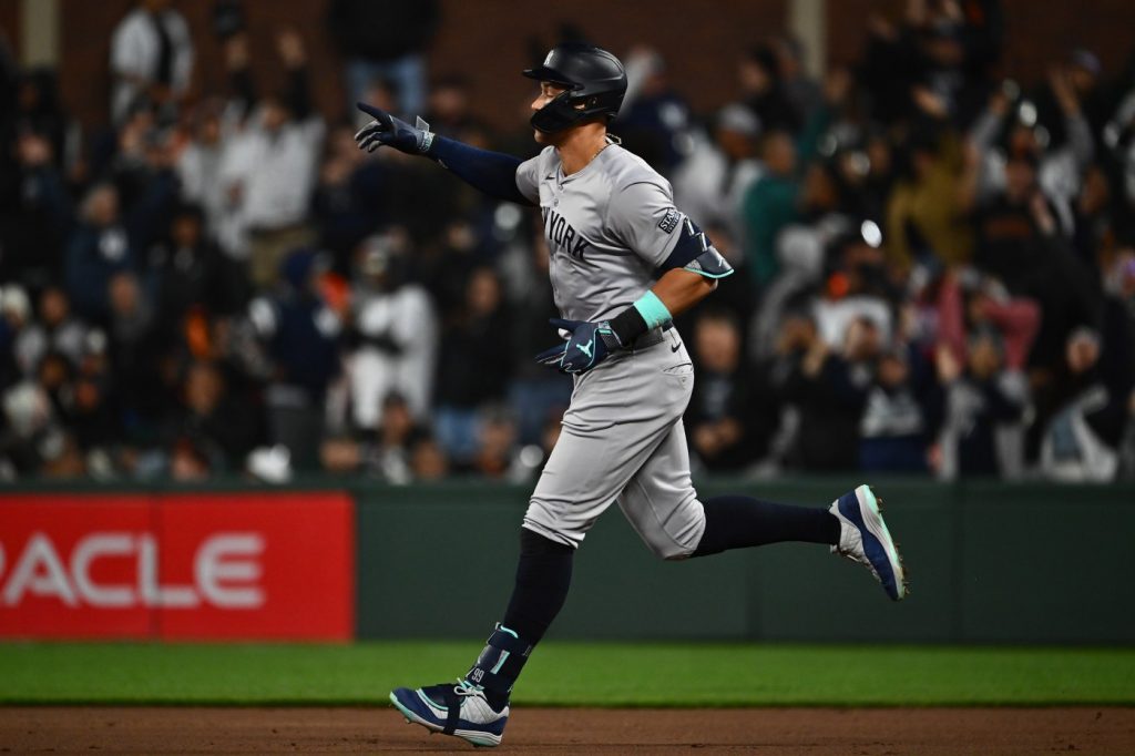 Greeted by boos, Judge shows SF Giants what they’re missing in 2-homer game