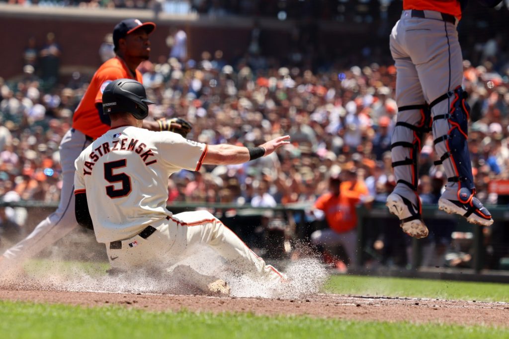 SF Giants strike early, stake claim to series vs. Astros