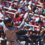 Following rough trip, SF Giants are back home to honor Willie Mays