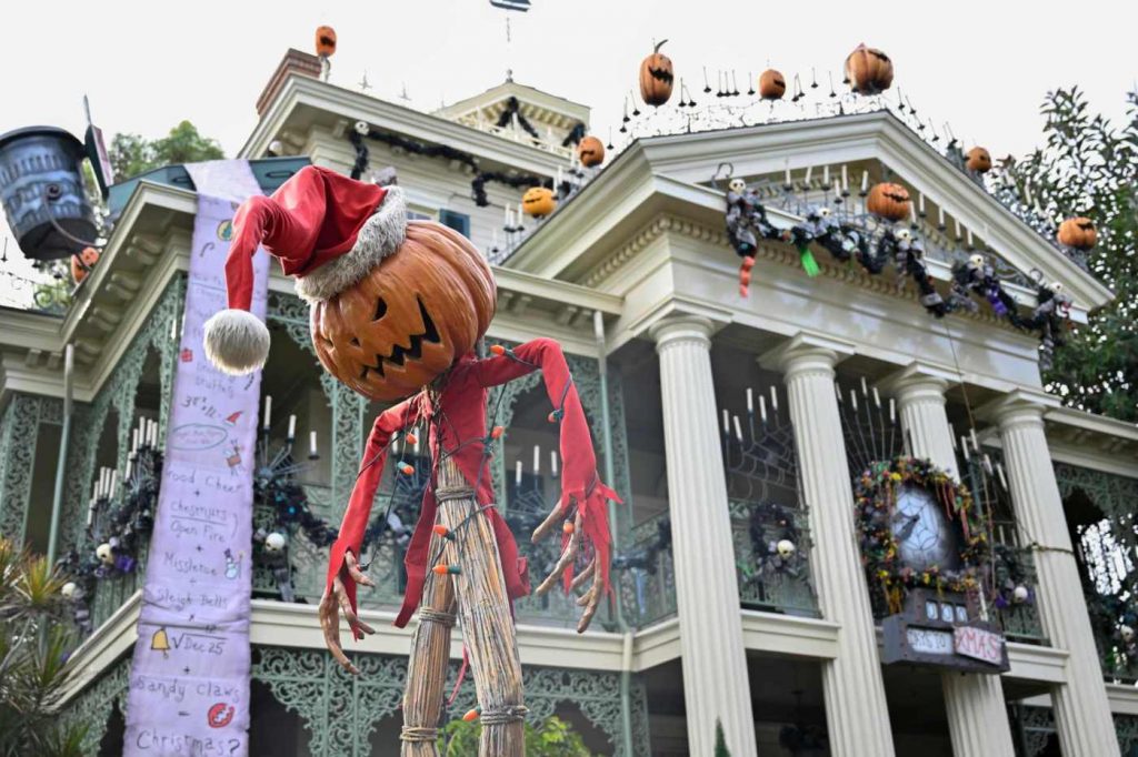 Haunted Mansion will return to Disneyland in time for Halloween season