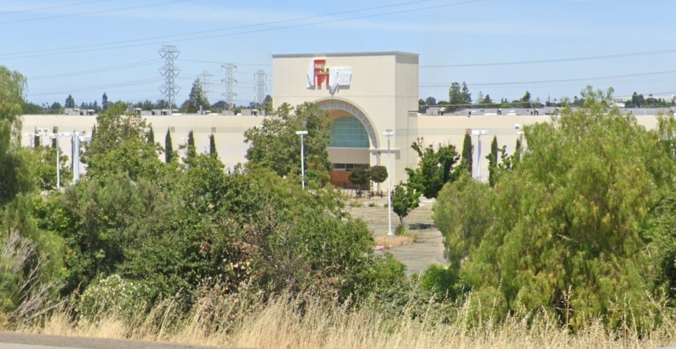 Vast former Bay Area Fry’s site lands real estate buyer from Florida