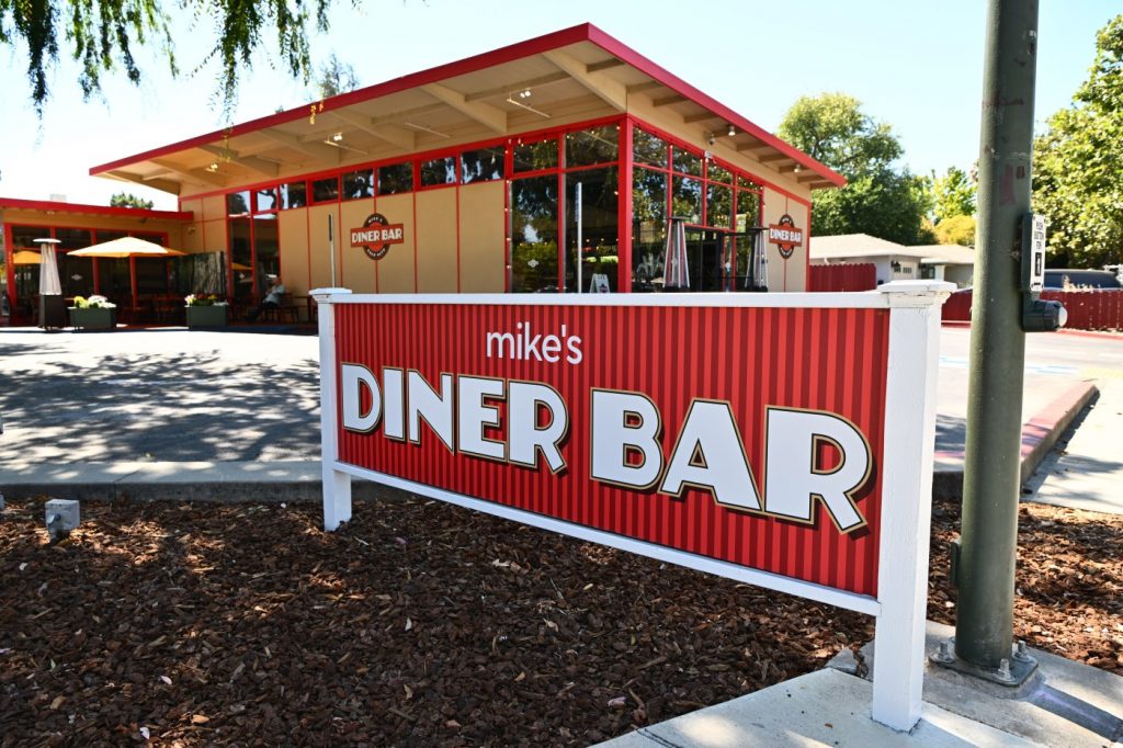 Palo Alto: After 30 years, Mike’s Diner Bar closes for good