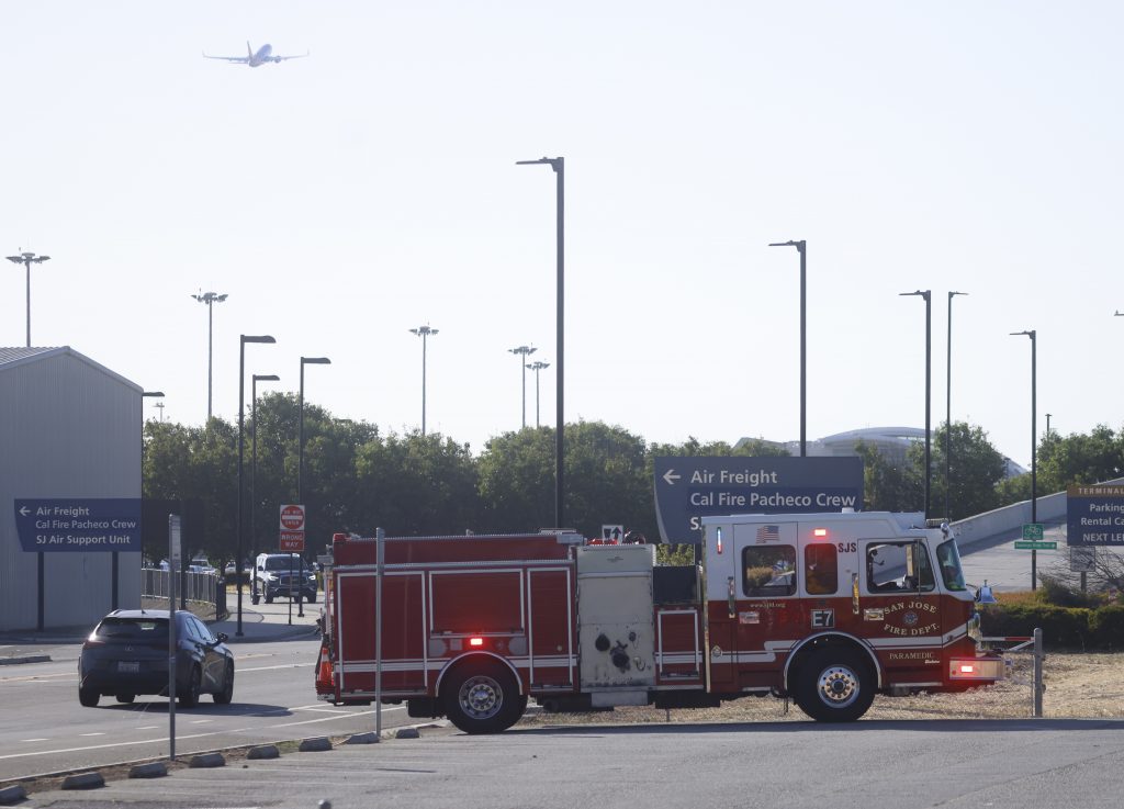 Fire scorches 3 acres near San Jose International Airport