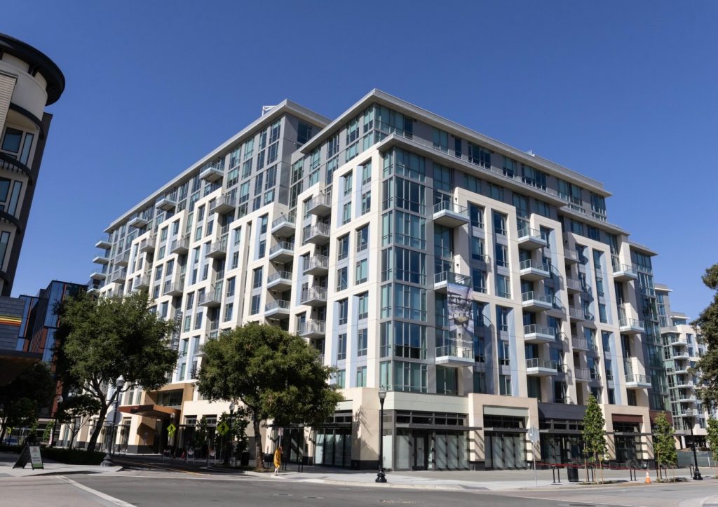 Big Sunnyvale apartment building launches leasing in boost for downtown