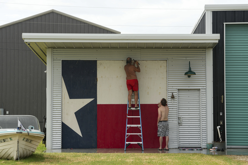 Hurricane Beryl makes landfall in Texas; flash flooding expected