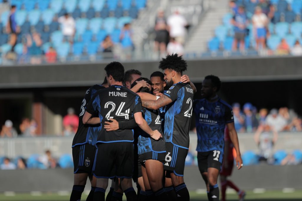 San Jose Earthquakes end long losing streaks with 1-0 win over Chicago